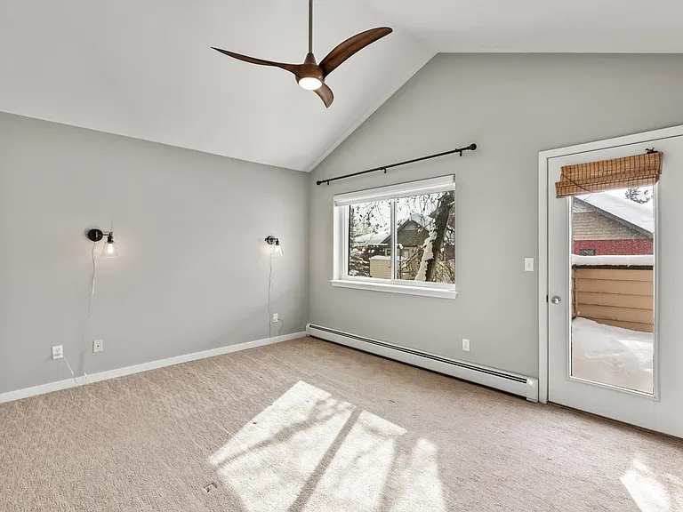3450 Sunburst Ct — Photo 19