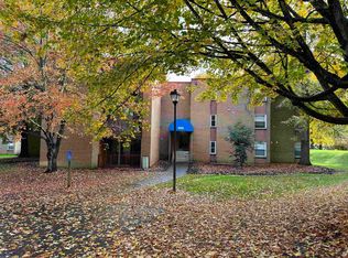 900 Brightwood Manor Dr #B-1, Blacksburg, VA 24060