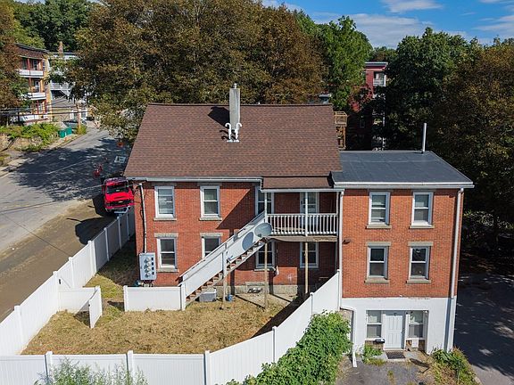 2nd image of 151 Mechanic St