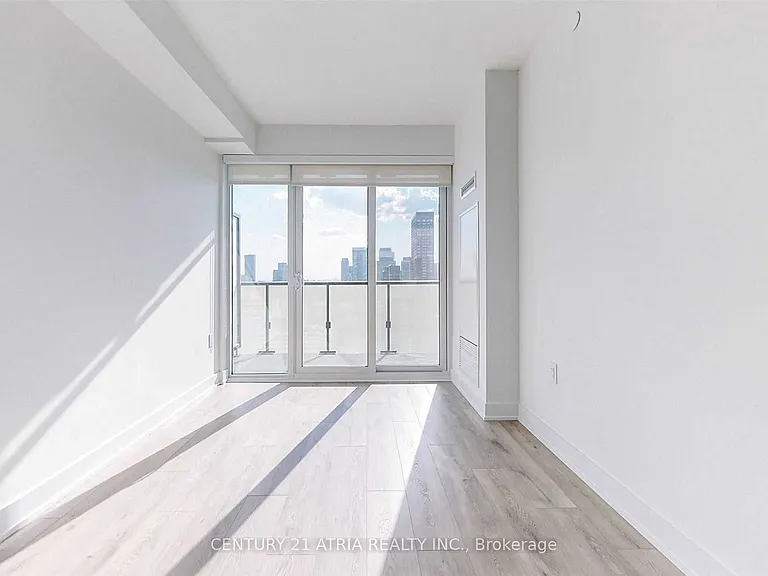 575 Bloor St E #3211 — Photo 14