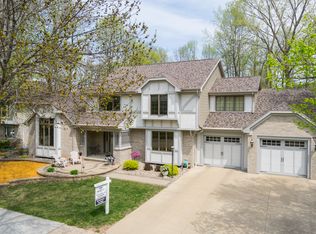 2516 S Matthias St, Appleton, WI 54915