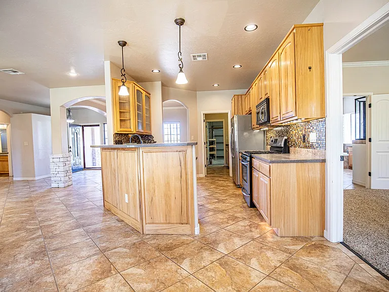 1124 Pajarito Dr — Photo 23