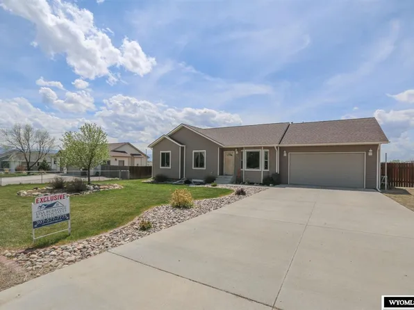 4474 Antelope Dr, Bar Nunn, WY 82601
