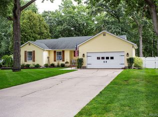 309 Connecticut Ave, Marysville, MI