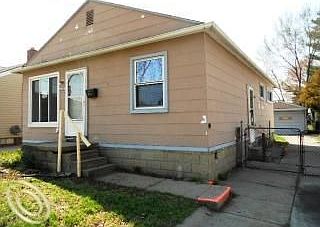 3rd image of 2517 Grace St