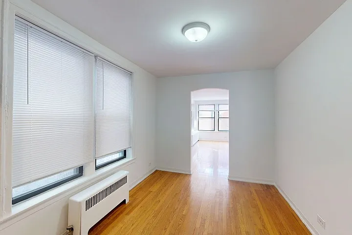5337 S. Hyde Park Boulevard — Photo 24