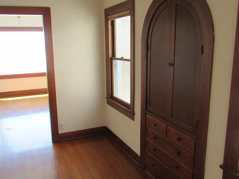 2213 Ocean Ave — Photo 7