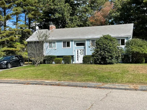 3 Roger Belanger Dr, Bellingham, MA 02019