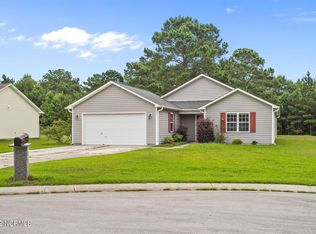 409 S Elisa Ln, Hubert, NC 28539