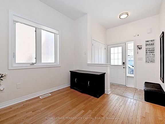 4th image of 70 Lealinds Rd