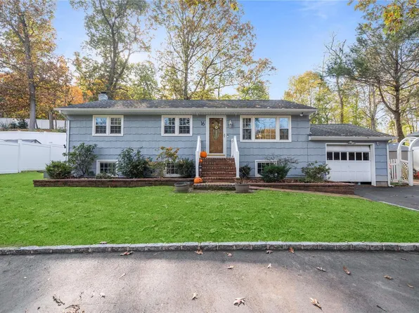 16 Parsonage Road, East Setauket, NY 11733