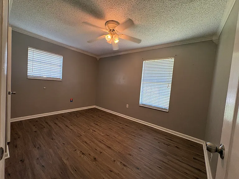 1799 SW Leslie Gln — Photo 10