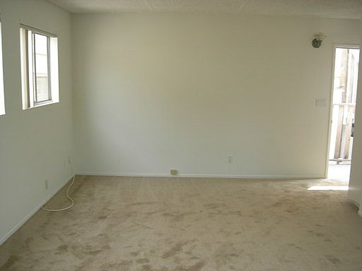 2nd image of 715 1/2 Jasmine Ave