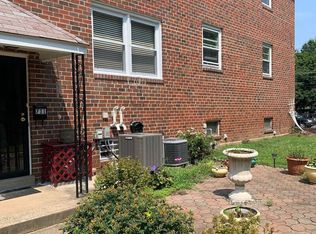 711 Longacre Ct, Yeadon, PA 19050