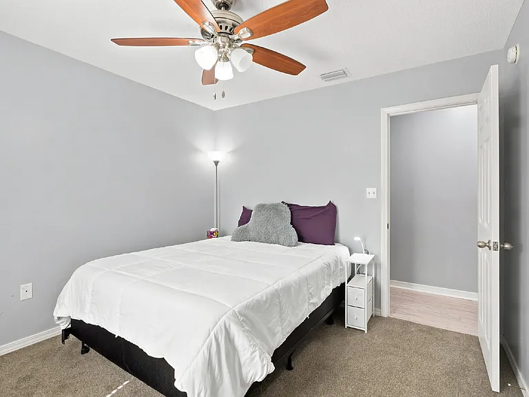 4761 Connor Dr — Photo 18