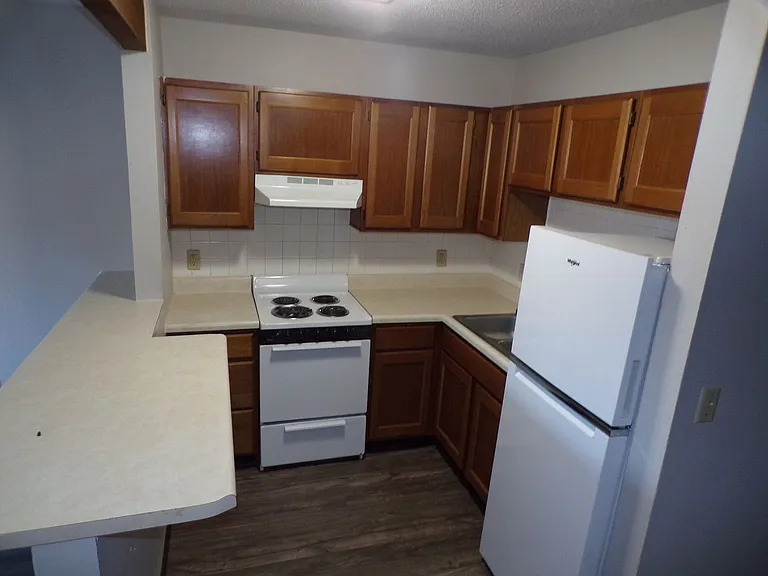 57 Village Ct #72 — Photo 3