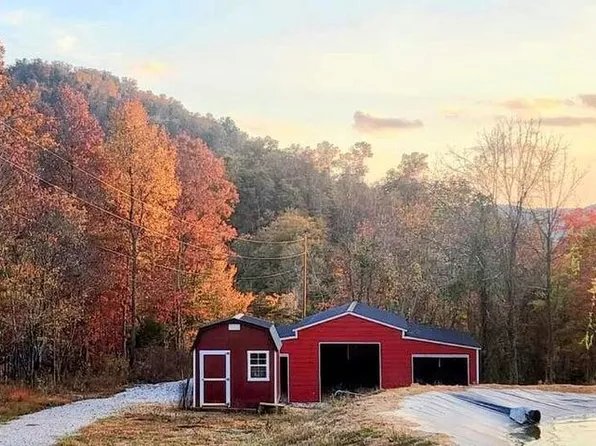 231 Bishop Cemetery Rd, Booneville, KY 41314