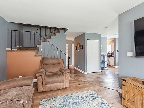 3rd image of 40D Fernwood Dr #40D