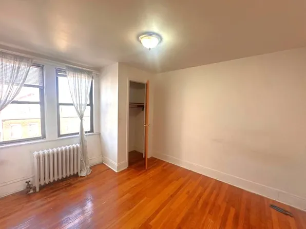 20-52 32nd Street image 9 of 16