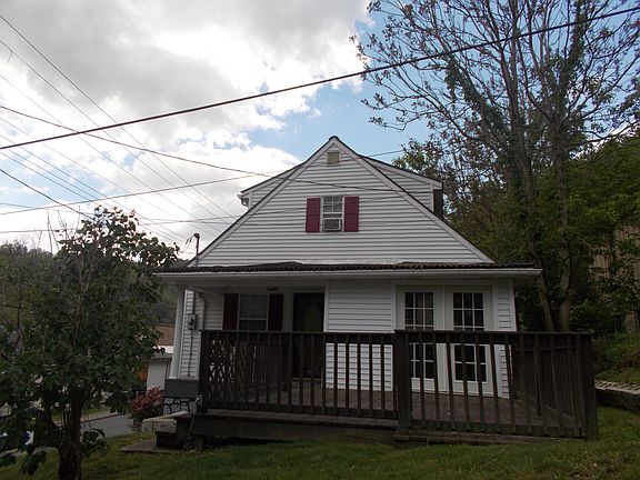5th image of 900 Ball Street