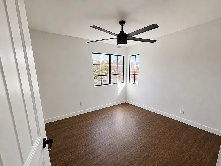 1123 Red Maple Dr — Photo 6