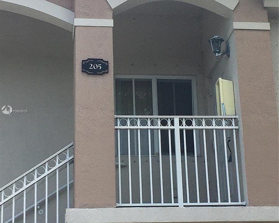 1st image of 2600 SE 12th Pl Unit 205