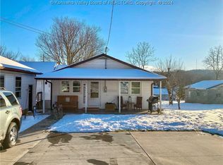 112 W Virginia Ave, Ripley, WV 25271