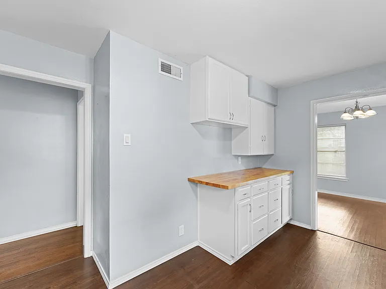2829 Tolosa Dr — Photo 15
