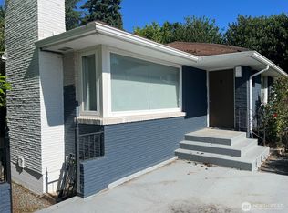 6925 52nd Avenue S, Seattle, WA