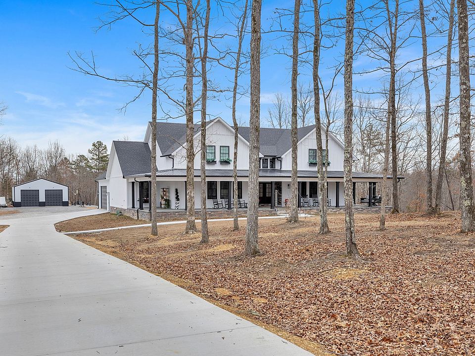 1st image of 270 Saddlebrook Dr