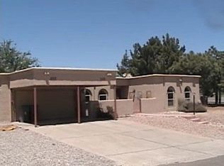 9699 Asbury Ln NW, Albuquerque, NM 87114