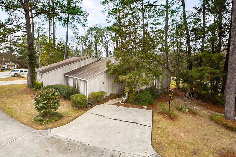 1st image of 118 Grand Cheniere Dr