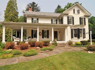 19 Delaware Rd, Columbia, NJ 07832