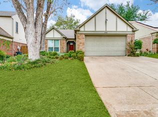 3709 Huckleberry Dr, Fort Worth, TX 76137