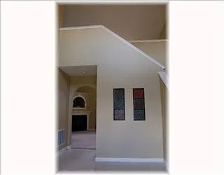 401 Schomburg Ct photo 1