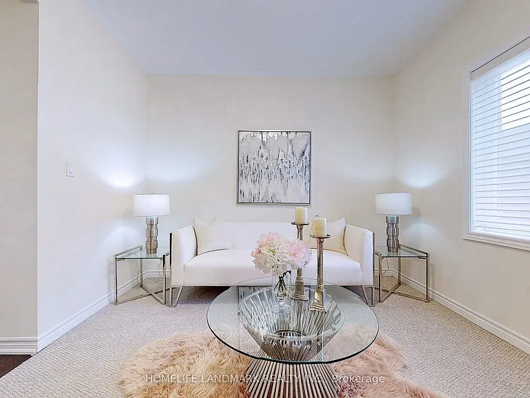 75 Mitchell Pl — Photo 28