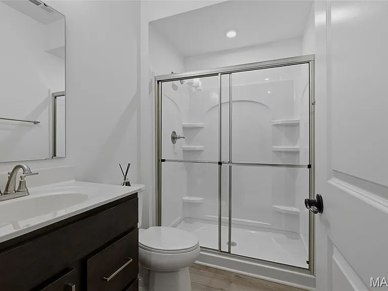8924 Gateway Cir — Photo 5