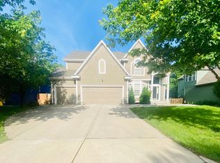 15808 Linden St, Overland Park, KS 66224