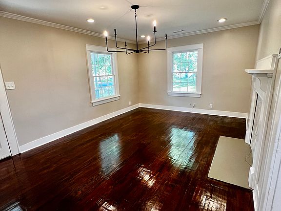There is lots of natural light...