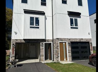 122 Jackson Ave, Glenside, PA 19038