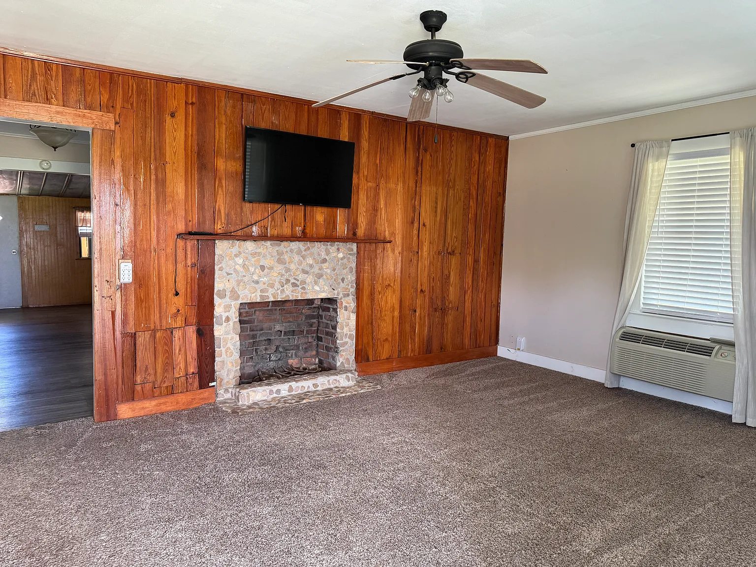 2 bed, 941 sqft, $850 — Photo 3