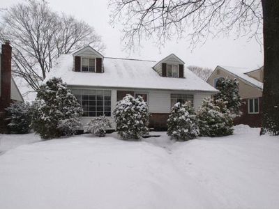 40 Shortridge Dr, Mineola, NY, 11501