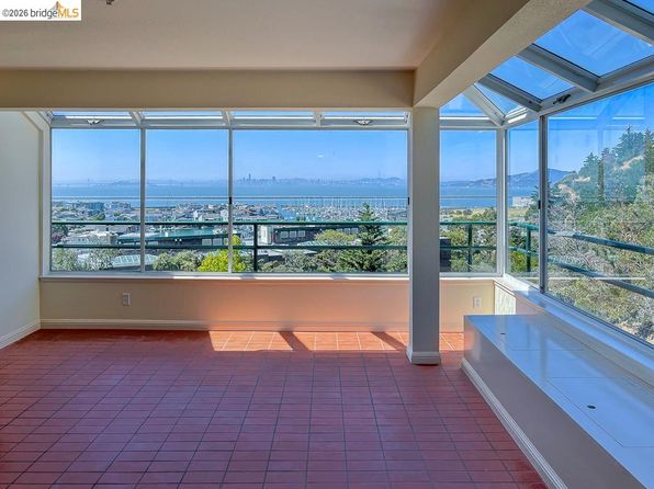 1301 Quarry Ct APT 301