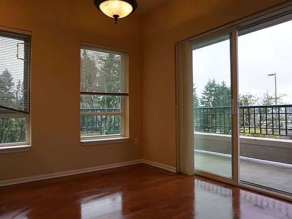 3rd image of 12224 NE 8th St #300