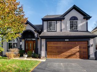 1081 Talbot Ln, Grayslake, IL 60030