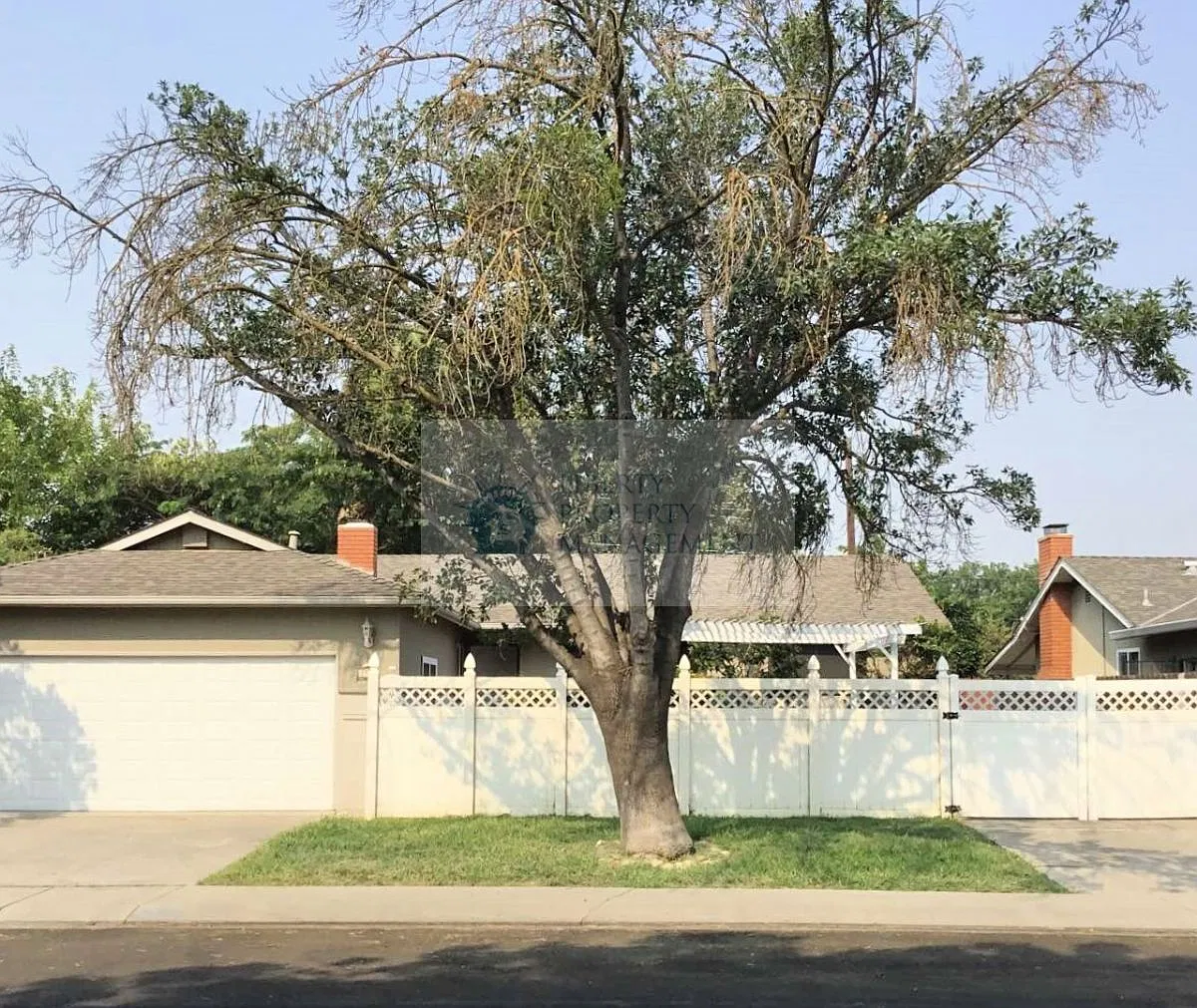 3 bed, 1396 sqft, $2,150 — Photo 1