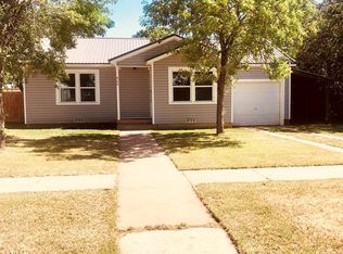 405 W 1st St, Stanton, TX 79782