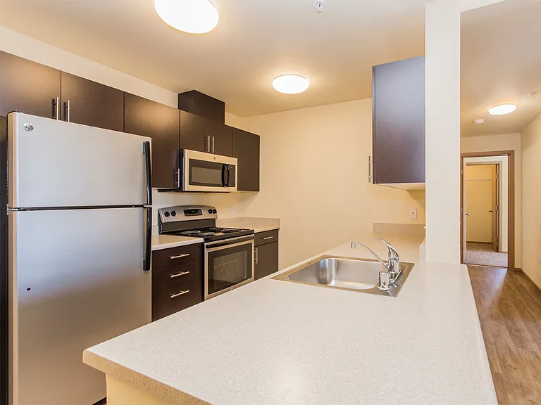 Axis Apartments — Photo 14