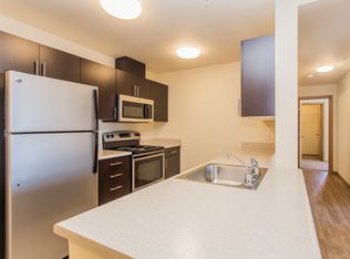 Axis Apartments, Everett, WA 98204
