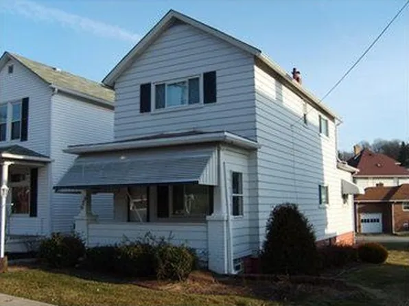 828 Speer St, Belle Vernon, PA 15012